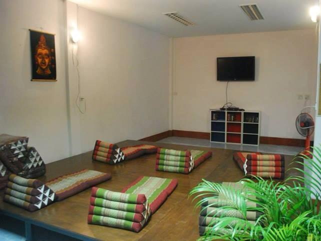 באן קאי Baan Kai Hostel מראה חיצוני תמונה