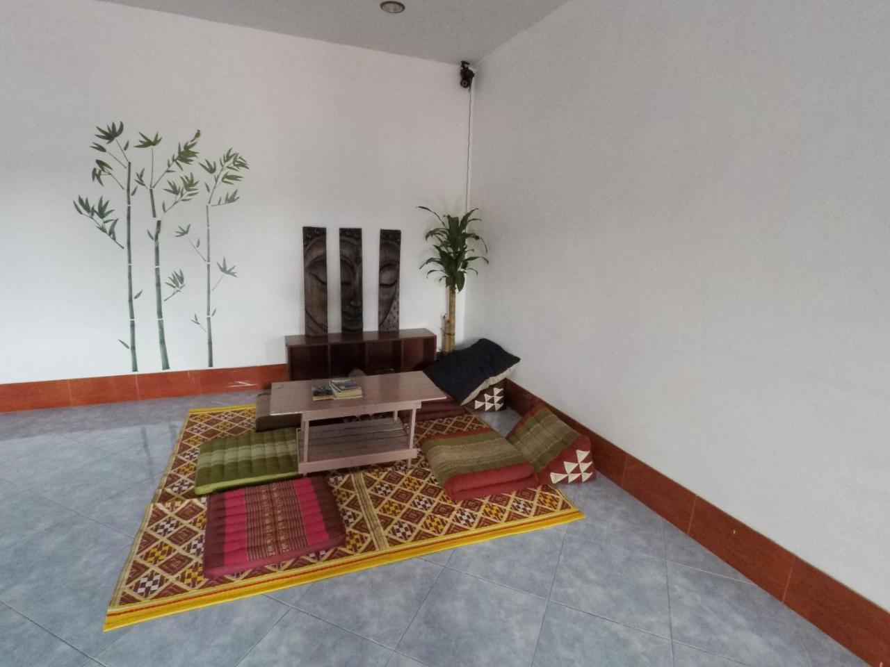באן קאי Baan Kai Hostel מראה חיצוני תמונה