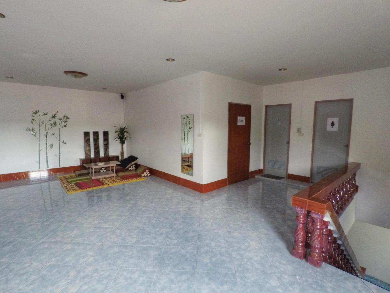 באן קאי Baan Kai Hostel מראה חיצוני תמונה